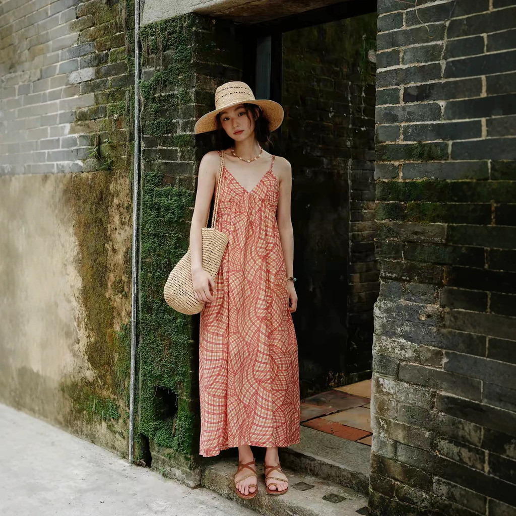 Senhoras vestido longo vestido de praia vestido boêmio Retro Suspender vestido feminino verão Xinjiang viagem tailândia 