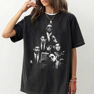 Camiseta Masculina Feminina Oversized Estampa Foto Preto Branco Grupo Personagens de Fime Camiseta Streetwear