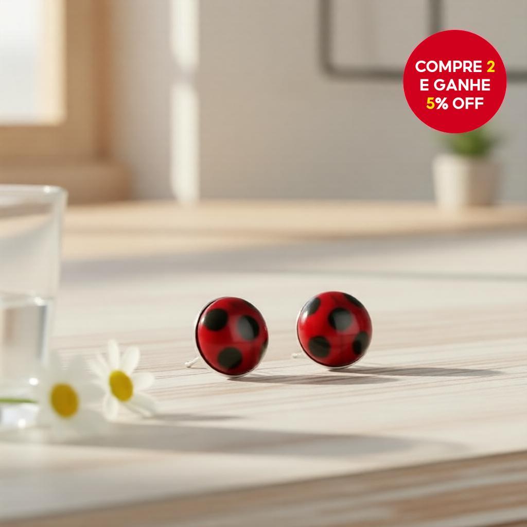 Brincos Ladybug para mulheres, Design divertido de joaninha vermelha e preta com pintinhas 3D, Joias únicas