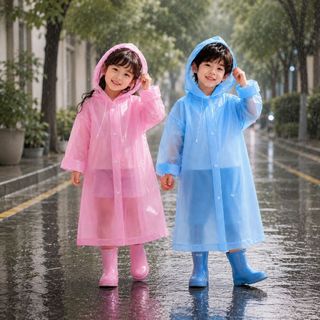 Capa Infantil de  Chuva Com Capuz Resistente Tamanho 110x50cm