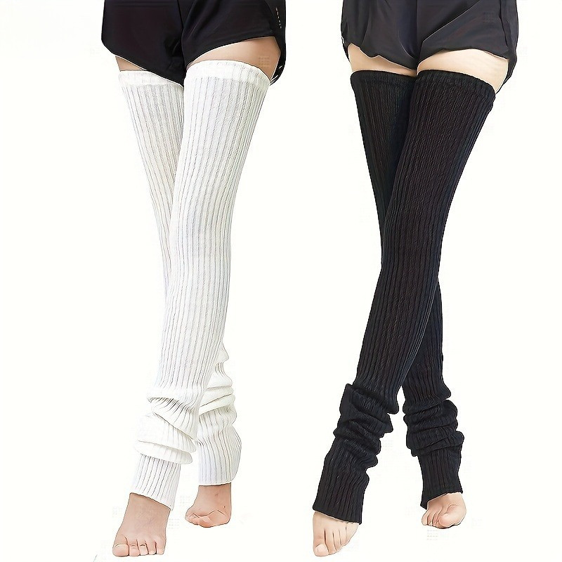 Um Conjunto de Meias Femininas Extra Longas Acima do Joelho - Leggings Térmicas Isolantes Ideais para Condições de Frio,