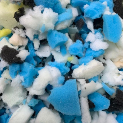 FLOCOS DE ESPUMA PARA ALMOFADAS, TRAVESSEIROS E PUFFS 2 kg