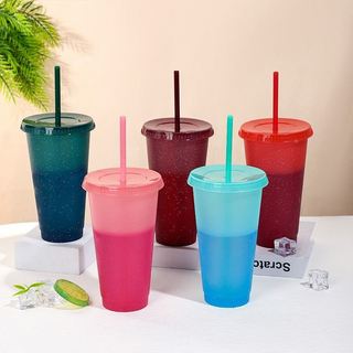 Venda quente Novo estilo criativo copo que muda de cor pp copo de palha de plástico tamanho grande 700ml copo de bebida 