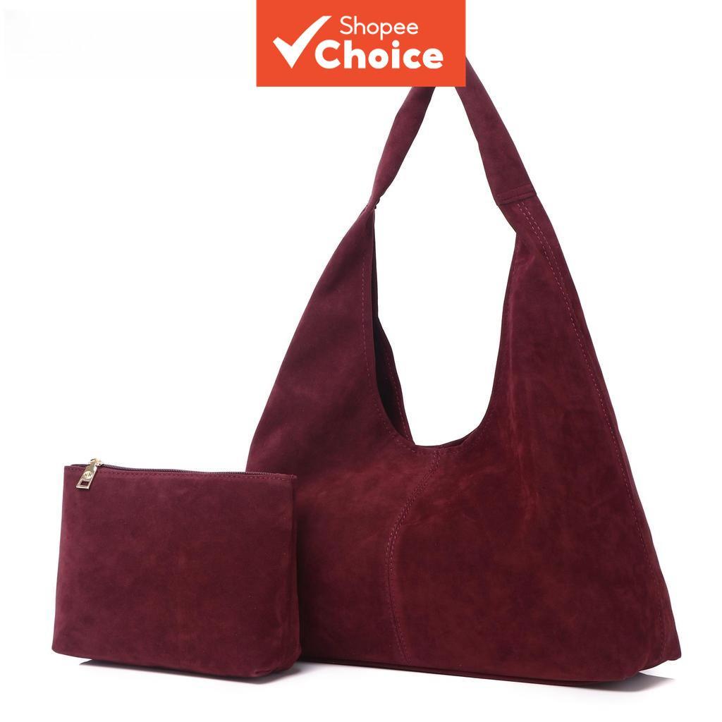 Bolsa hobo de camurça com nécessaire, grande capacidade, ombro vinho tinto, casual e macia, ideal para trabalho e uso