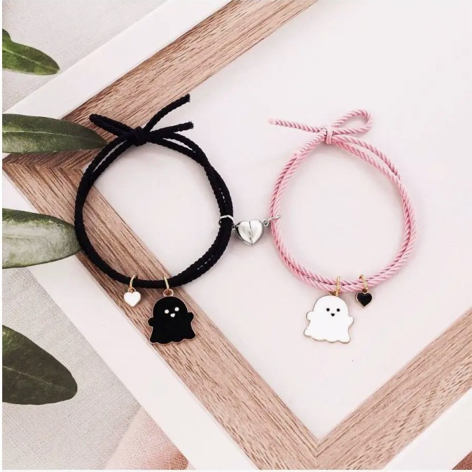 Preto branco fantasma pulseira casal pulseira par livre namorado pequeno caso de couro amor ímã atrair pulseira cabeça c