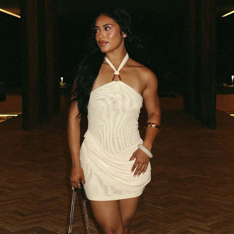 2026 verão europeu americano novo estilo Sexy costura malha nádegas estilo curto cor sólida estilo rua Halter vestido fe