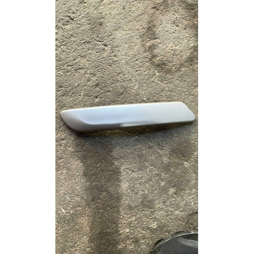 Moldura Puxador Porta Dianteira Esquerda Logan Sandero 2018 Cinza