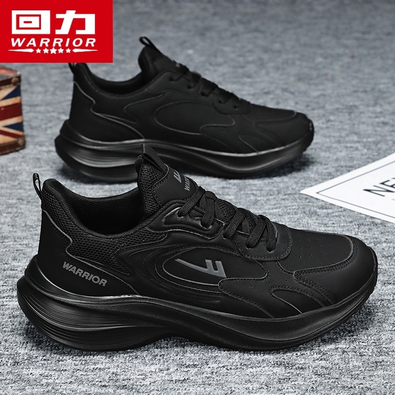 Puxar para trás sapatos pretos sapatos masculinos 2026 novo estilo primavera couro sapatos esportivos masculinos leve so