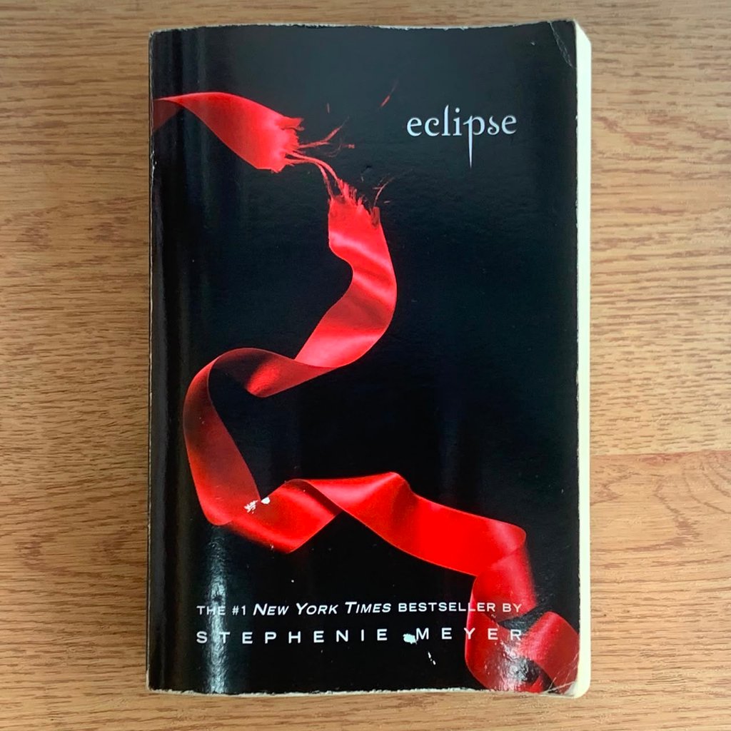 Livro Eclipse - twilight saga book 3 - Stephenie Meyer
