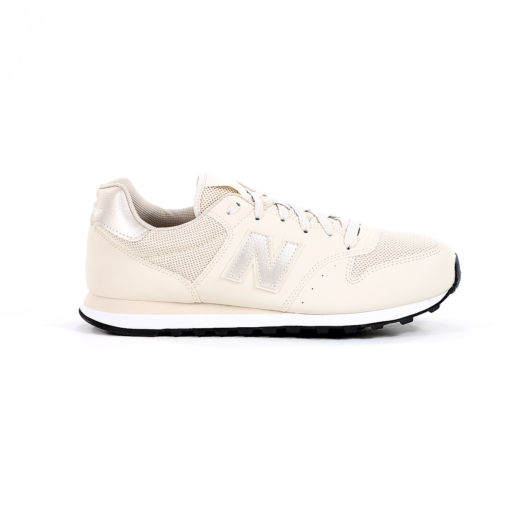 Tênis New Balance 500 V2 Bege e Dourado - Feminino