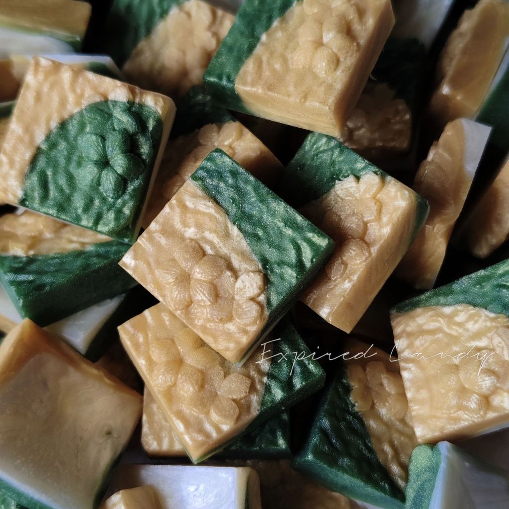 Doces expirados [Chá de pinho 2.0] Pellets de cera autoajusados caseiros Pellets de cera de cores mistas Laca de fogo