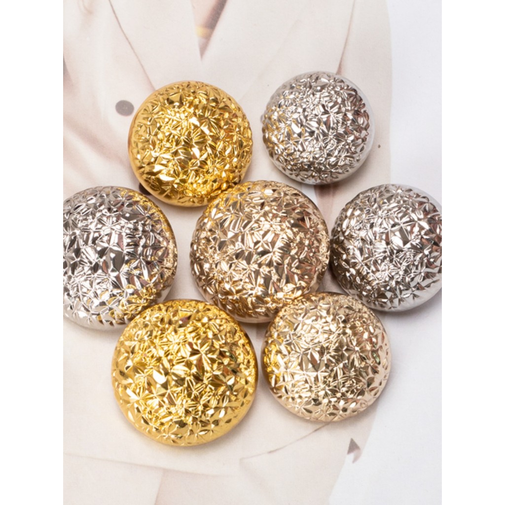 Feminino botão de prata tridimensional versão coreana em relevo cogumelo redondo Metal senhoras dourado bonito acessório
