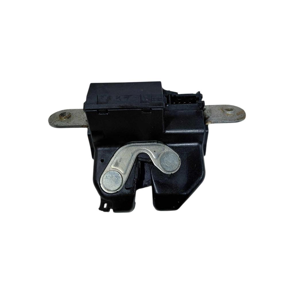 Fechadura Tampa Traseira Fiat Idea 2011/2016 55701971