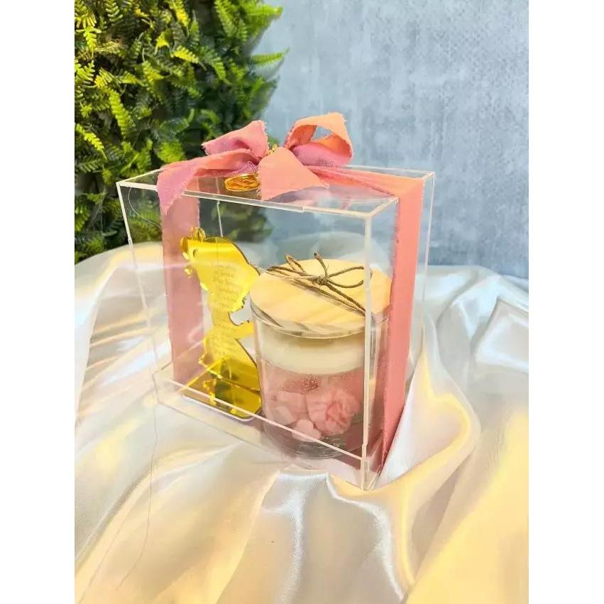 Kit Lembrança de Batismo Caixa em acrílico com Anjo em Acrílico Espelhado e Vela aromática em Pote de Vidro