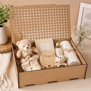 Cesta De Presente Kit Bebe nascimento mesversario maternidade bandeja painel cenario luxo