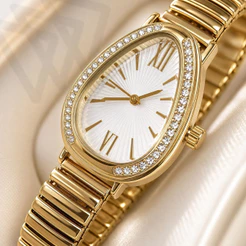 Relógio Feminino em Forma com Mola Diamantes e algarismos romanos que destacam um charme fashion vintage