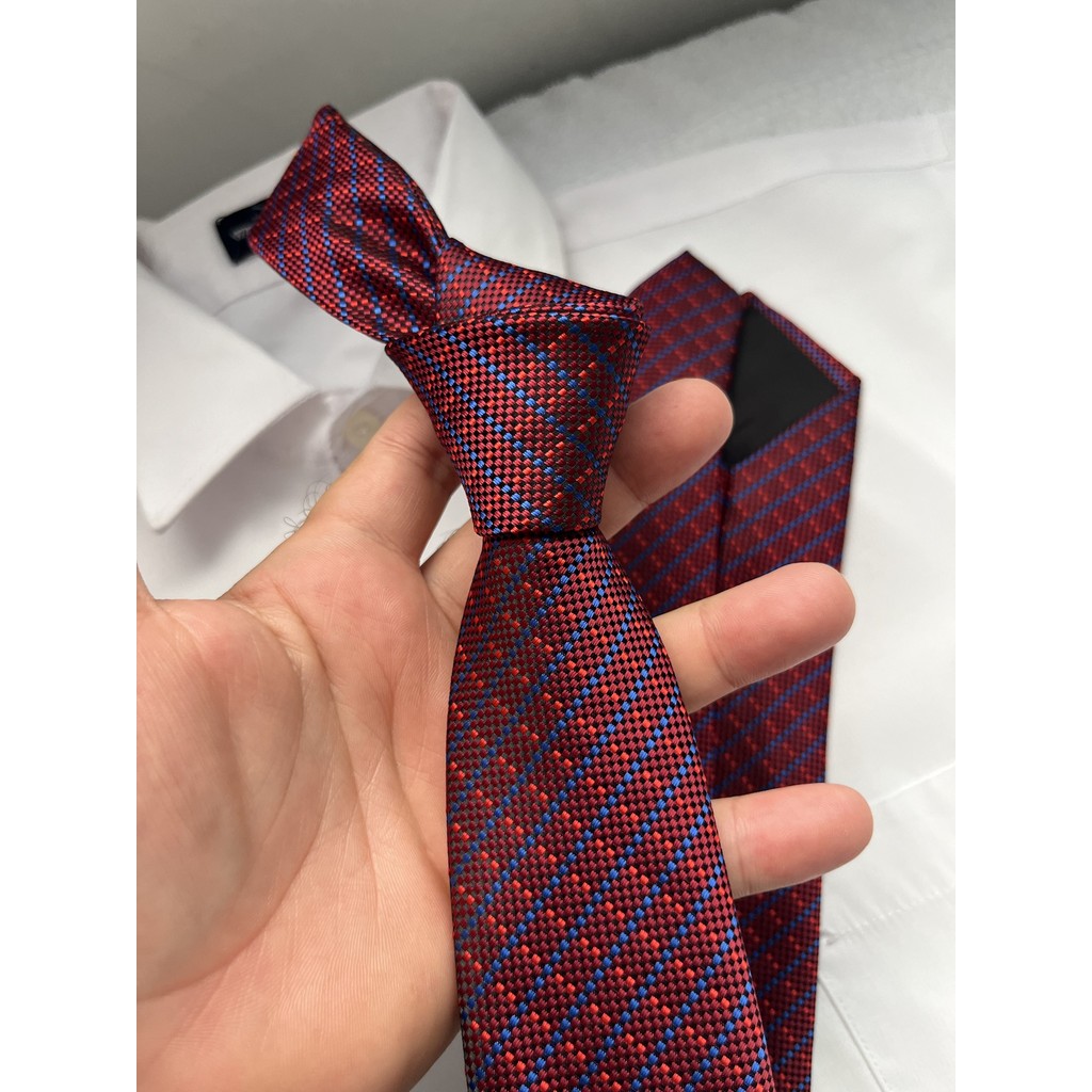 Gravata Semi Slim Vermelho Rubi Xadrez Executivo Jacquard Premium – 2400 Fios