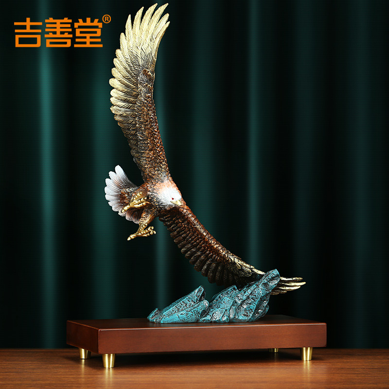 Jishantang < Pengcheng Wanli > Ornamentos de águia de cobre Grande exposição Macro Imagem Enfeites de escritório Present