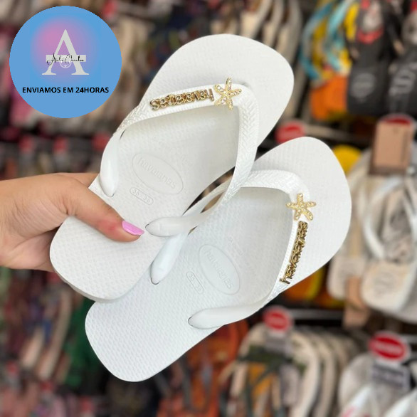 Chinelo Macio Havaianas Top (Branco) + Pin Placa Logo Dourado e Estrela do Mar