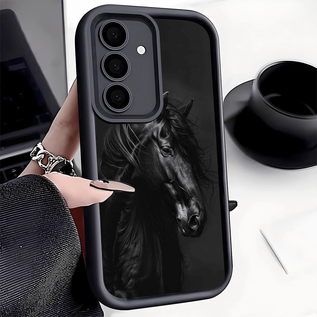 Cavalo Preto Capinha Capa Para Samsung A05S A15 A07 A13 A55 A35 S24 ULTRA  A23 A54 A17 A26 S23 FE Silicone Anti Queda