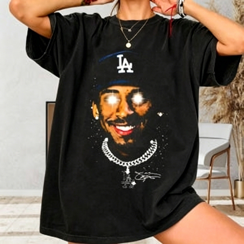 Camiseta Masculina Feminina Oversized Estampa Rosto Kobe Boné LA Corrente Camiseta Streetwear T-shirt Estampa