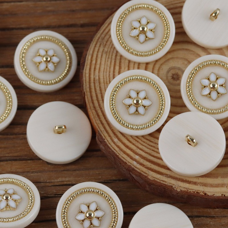 5 Unidades/Pacote 21mm Vintage Luxo Branco Pequena Flor Botões De Metal Para Casaco De Lã Dupla Face Suéter Acessórios D