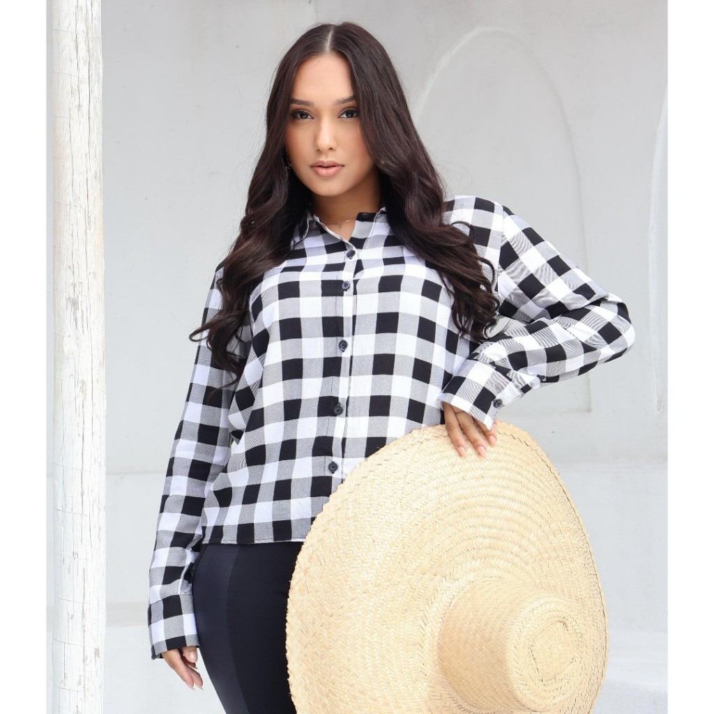 Camisa Xadrez Feminina Acinturada Manga Longa com Botões Premium