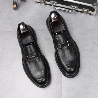 Horsebit sapatos de couro masculino dedo do pé apontado versão coreana na moda aumento interno deslizamento-em sapatos m