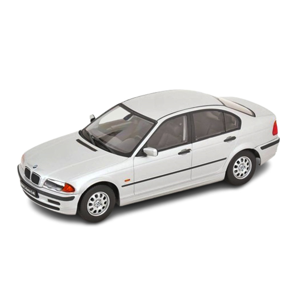 Miniatura Carro BMW 3er E46 Limousine (1999) - Prata - 1:18 - KK Scale