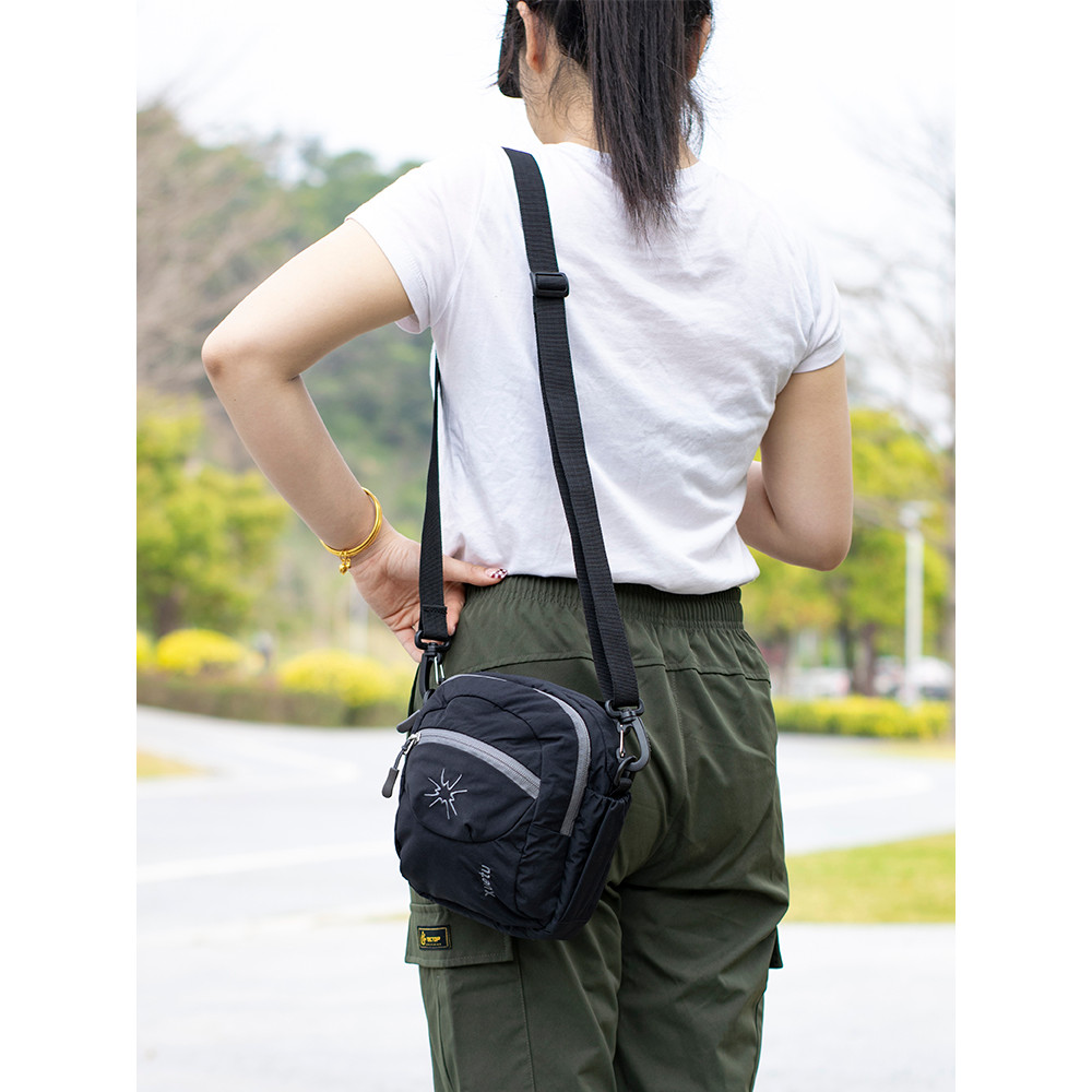 Esportes ao ar livre lazer bolsa de ombro feminina verão 2026 novo estilo bolsa mensageiro leve bolsa pequena Multi-comp