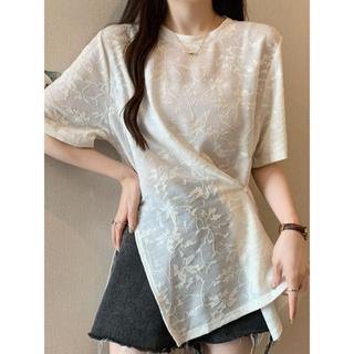 Tamanho grande Jacquard Design Diagonal botão Split manga curta camiseta feminina 2025 verão novo estilo capa solta carn