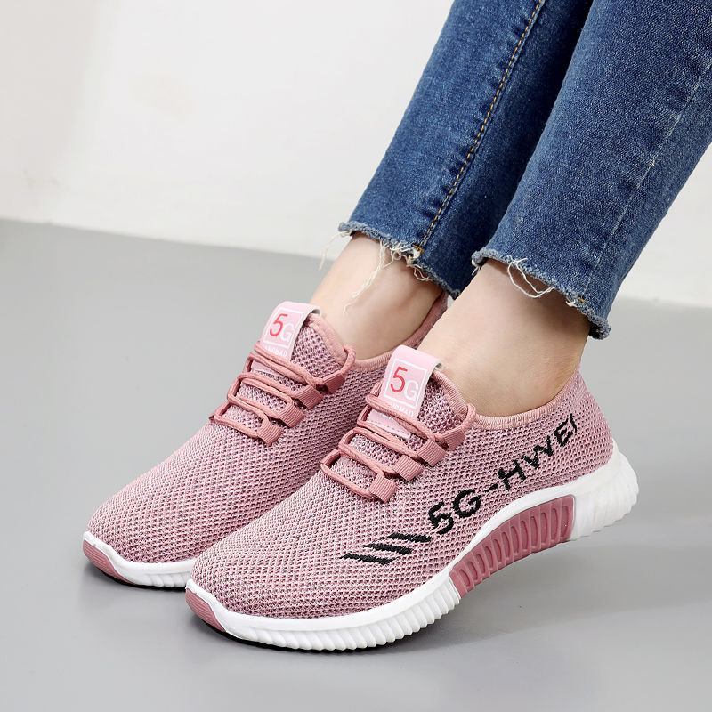 Primavera sapatos femininos novo estilo respirável sapatos femininos sapatos de malha voadora sapatos esportivos All-Mat