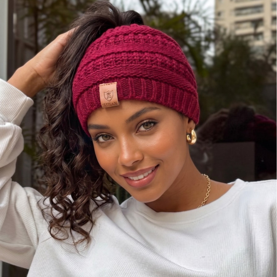 Touca Gorro Feminina Lã Tricô Com Furo Rabo De Cavalo Coque Blogueira Inverno Estilo