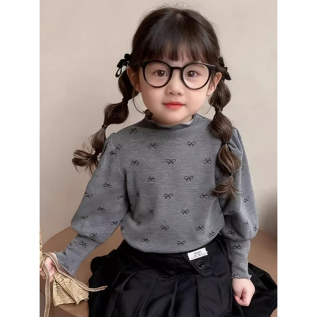 Meninas gola alta camisa de fundo outono inverno 2026 novo estilo moda alemão veludo manga comprida camiseta crianças qu