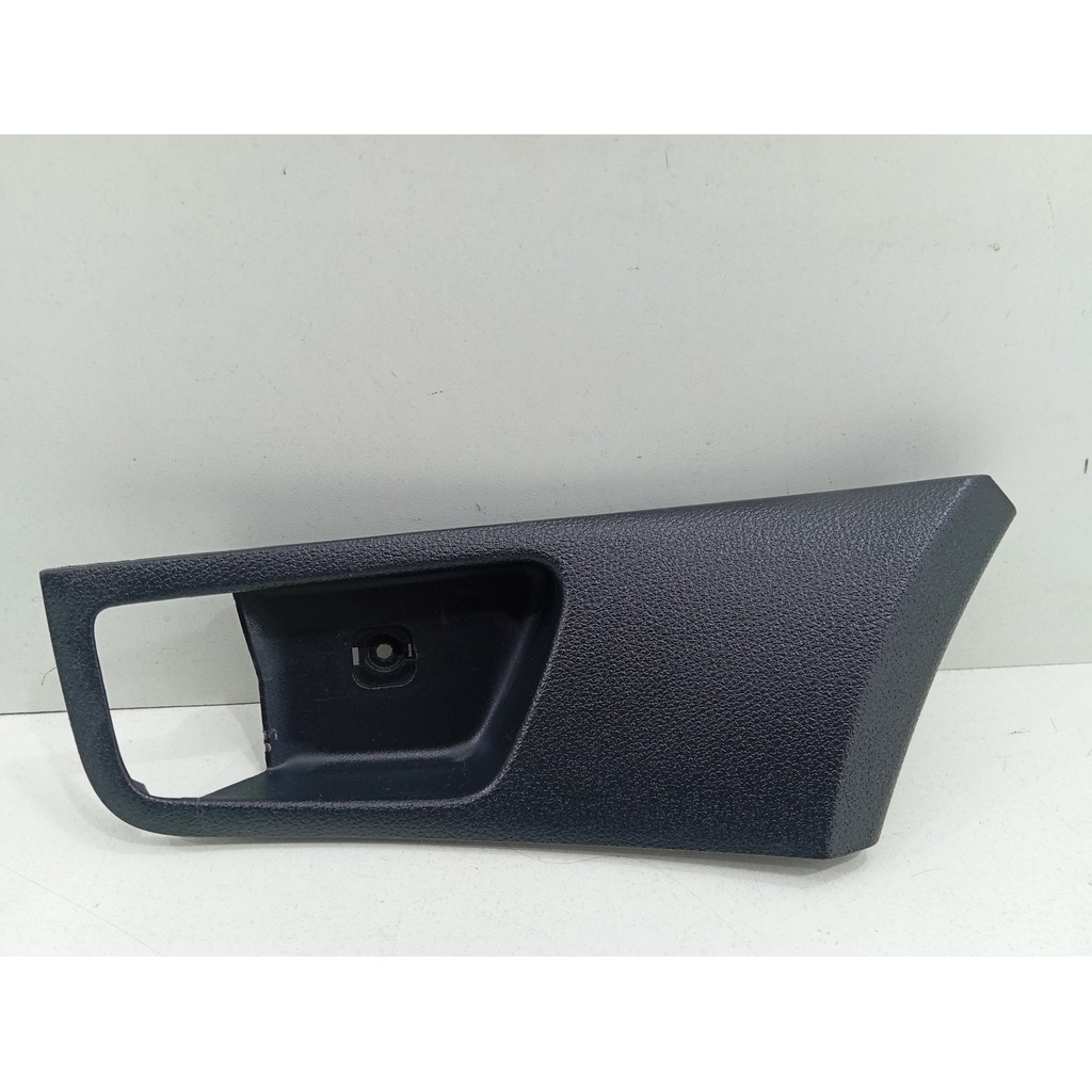 MOLDURA MAÇANETA INTERNA DIANT ESQ KIA SPORTAGE 2006 A 2010