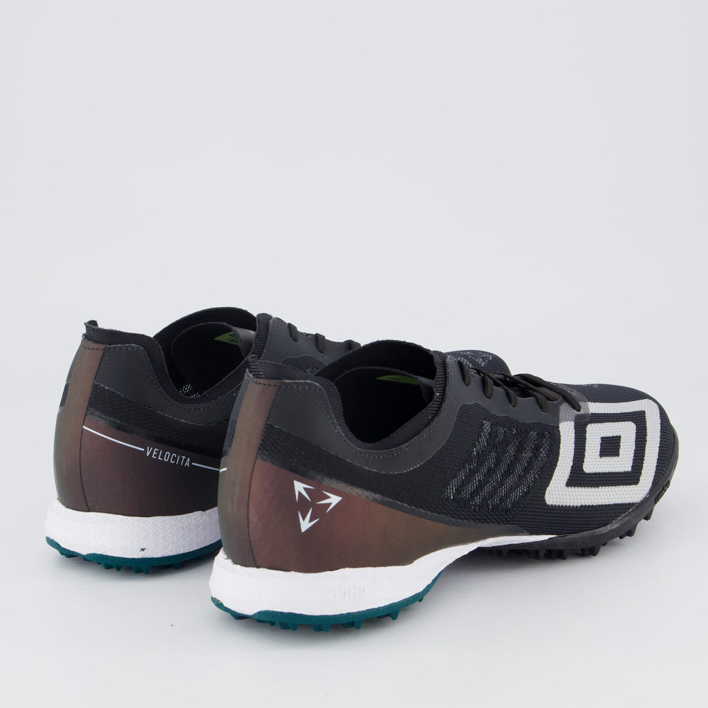 Chuteira Umbro Velocita Decimo Premier Society Preta e Branca · foto 2