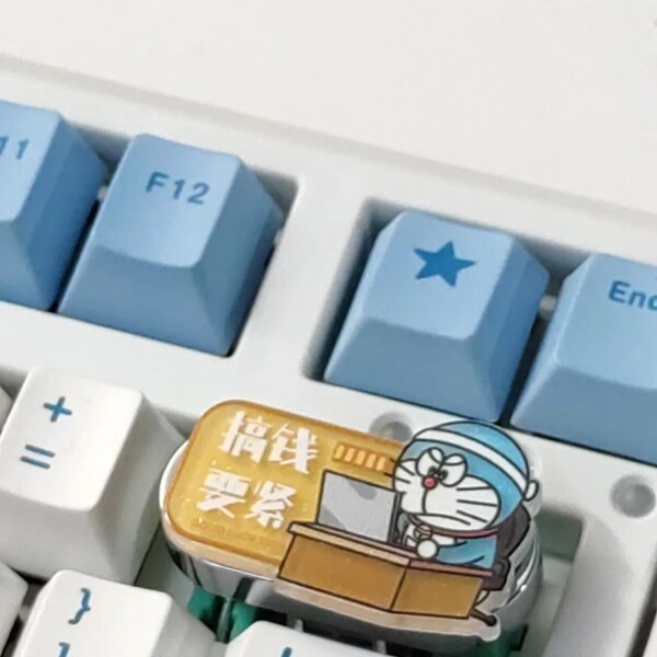 Feito à mão doraemon azul homem gordo doraemon único desenho animado teclado mecânico retrátil Keycap cruz eixo satélite