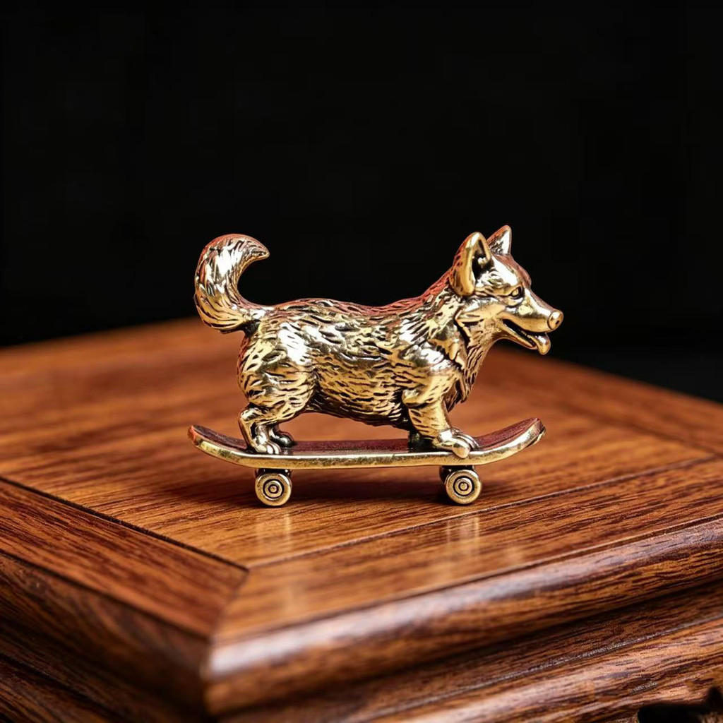 2026 novo estilo de bronze puro skate cão estátua ornamentos zodíaco cão casa chá Pet decoração bronze artesanato2026060