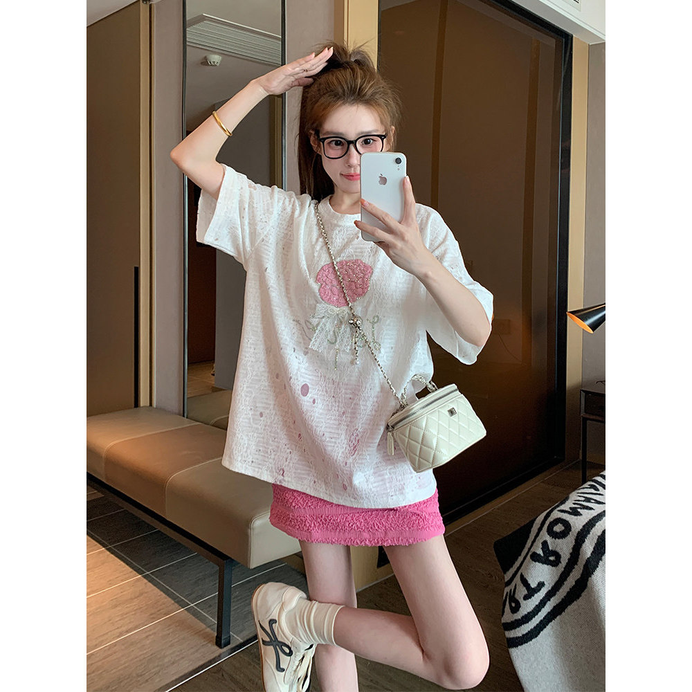 Coreia Dongdaemun mesmo estilo-ins pequeno livro vermelho-camiseta de manga curta-branco rasgado renda camiseta de manga