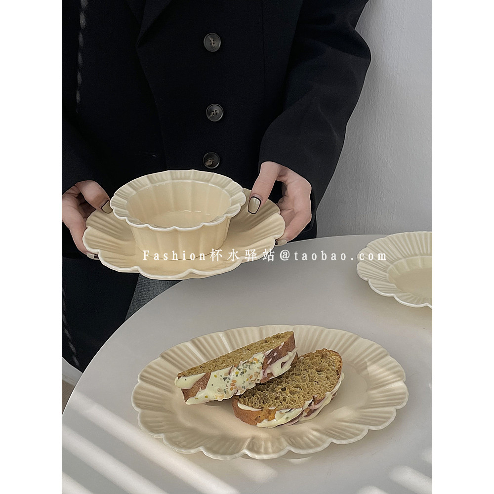 Conjunto de prato retrô francês em forma de flor, tigela de café da manhã de alto valor, bolo, sobremesa, macarrão, sopa