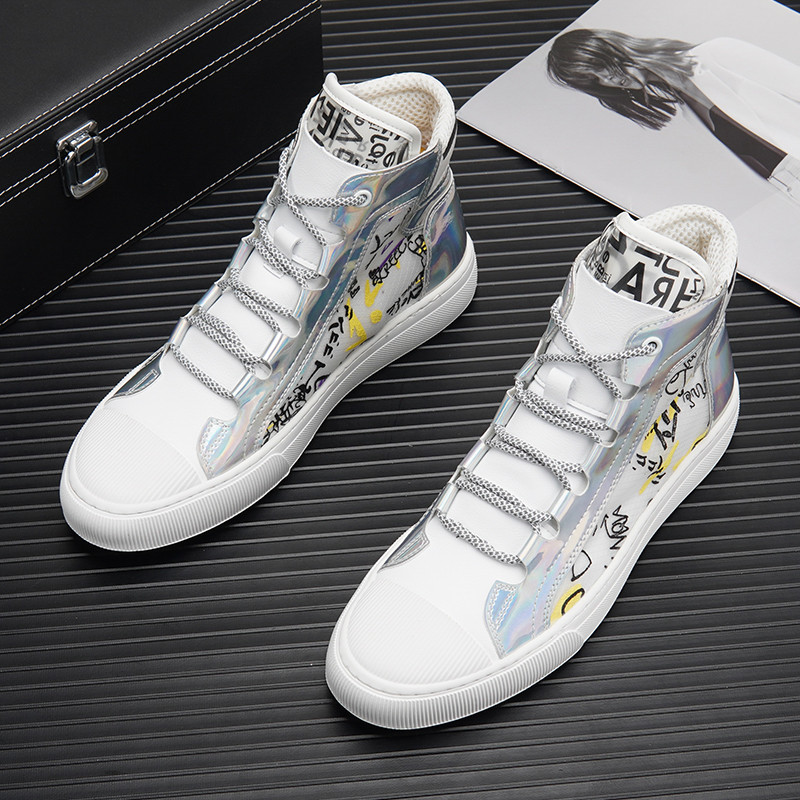 Sapatos de alta qualidade masculinos 2026 novo estilo verão respirável sapatos de lona masculino Mid-top sapatos brancos