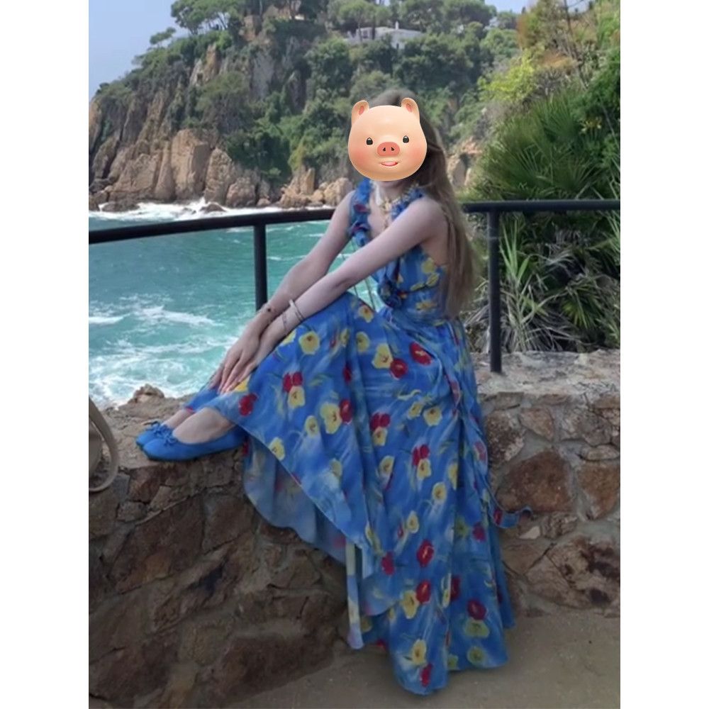 Férias à beira-mar usar azul com decote em v vestido Floral feminino verão cintura estreita Halter saia grande praia sai