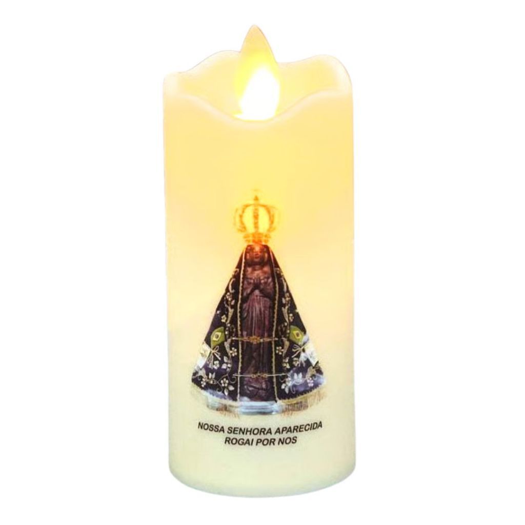 Vela Eletrônica LED Nossa Senhora Aparecida 12cm Chama Móvel Realista a Pilha 2xAA Decorativa