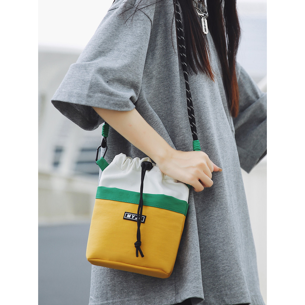Bolsa mensageiro feminina cor contrastante esportes ao ar livre simples lazer bolsa para celular leve cordão bolso com c