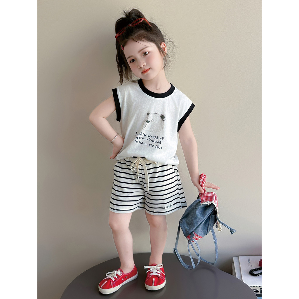 Meninas 2026 novo estilo verão sem mangas terno menina bebê verão moda listrado Shorts bebê terno de duas peças