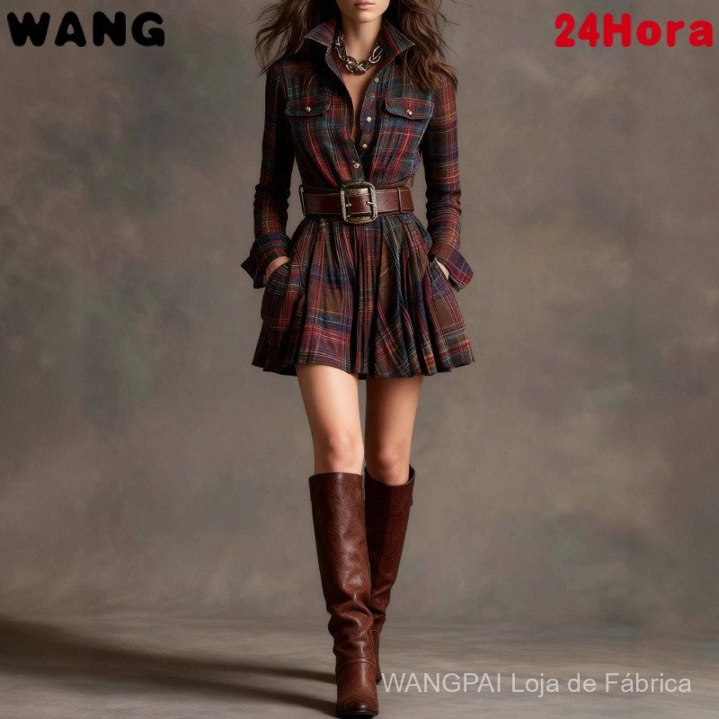 Vestido Feminino Vintage Xadrez de Manga Longa com Bolso Curto e Corte Justo
