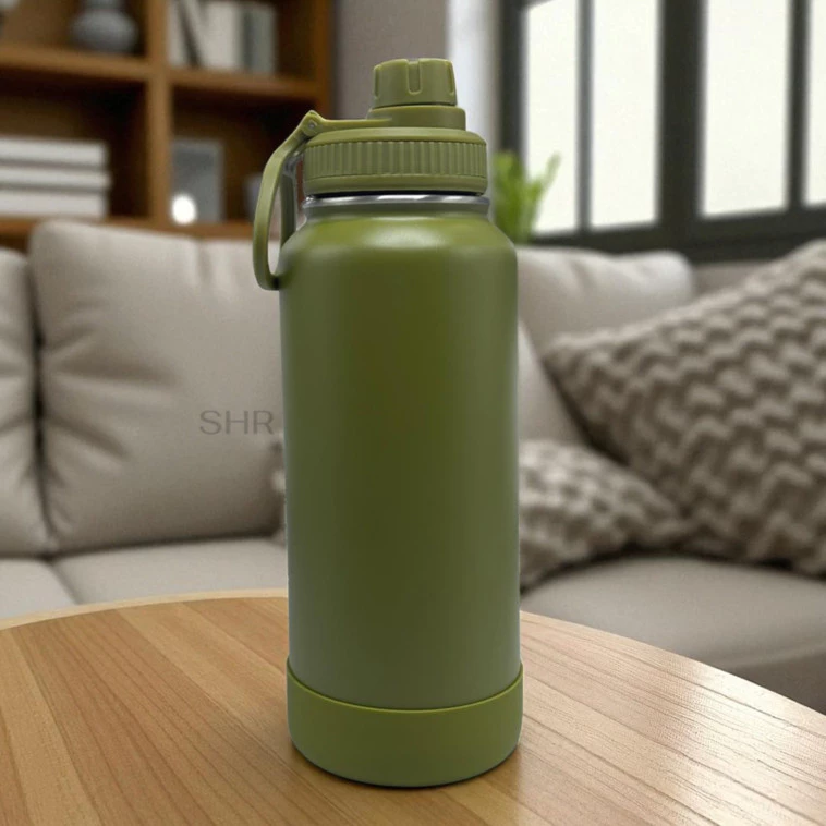 Garrafa Térmica de Inox com Capinha Protetora de Silicone Antiderrapante — foto 3