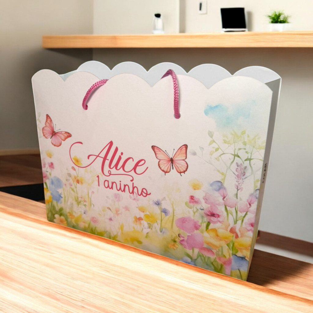 10 Sacolinhas Jardim Encantado das Borboletas Personalizadas – Lembrancinha Festa Infantil (20x16x6)