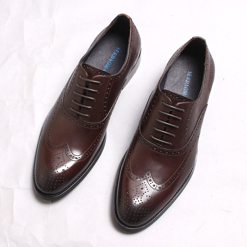 Braddock sapatos de couro esculpido masculino britânico couro genuíno negócios Formal Wear apontou Toe sapatos rendas Re