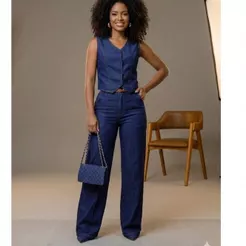 onjunto Feminino Jeans Leve: Coletes com Botões e Calça Pantalona de Cintura Alta - Estilo Casual Elegante